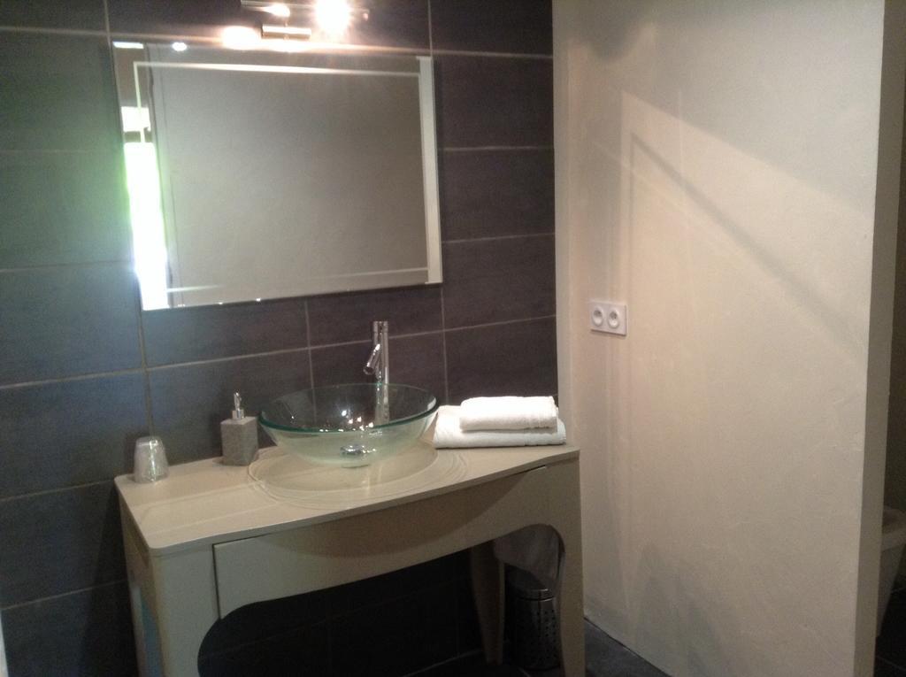 Domaine De Puycarpin Guest house