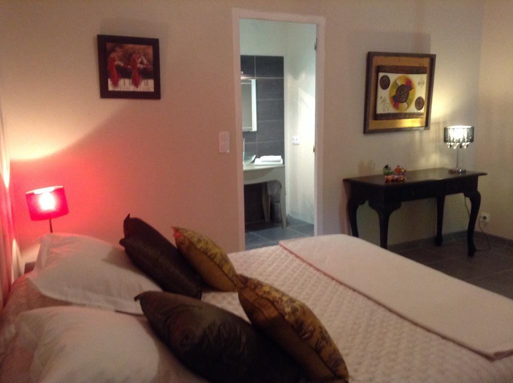 Domaine De Puycarpin Guest house *